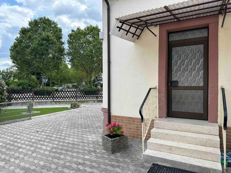 Ferienwohnung Malin Ludwigshafen am Rhein Exterior photo